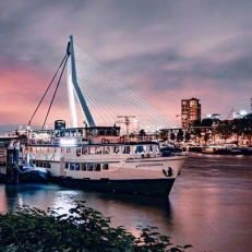 feestlocaties Partyboot De Rotterdammer varende trouw- en feestlocatie
