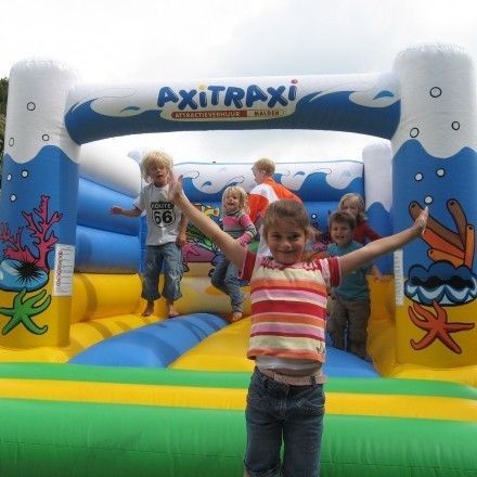 catering-partyverhuur Axitraxi Fun - Games - Events attracties, partyverhuur en ballondecoratie