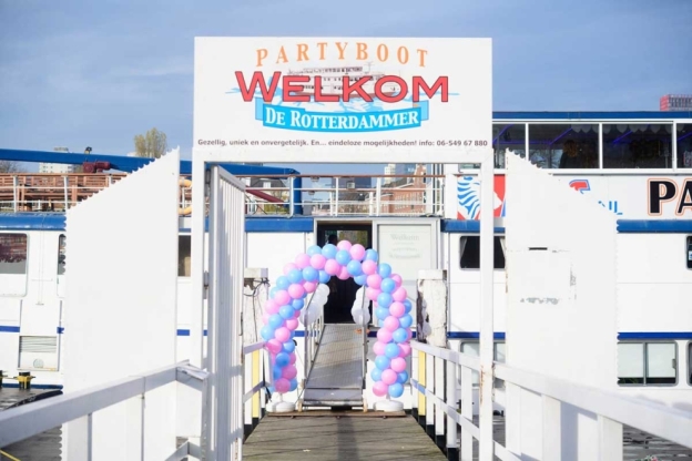 Partyboot De Rotterdammer varende trouw- en feestlocatie