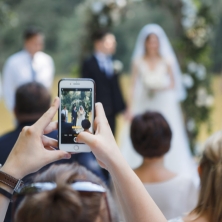 Unplugged wedding
