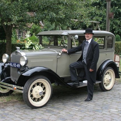 Oldtimer-verhuur Leo Wilms Trouwvervoer