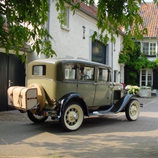 Oldtimer-verhuur Leo Wilms Trouwvervoer