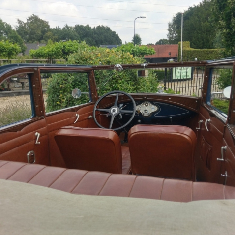 Trouwauto Leo Wilms Trouwvervoer Trouwauto Leo Wilms Trouwvervoer