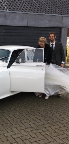 Oldtimer-verhuur Venema Trouwauto's Oldtimer-verhuur Venema Trouwauto's