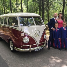 trouwvervoer Venema Trouwauto's limousines & oldtimer trouwvervoer