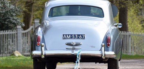 Oldtimer-verhuur Venema Trouwauto's Oldtimer-verhuur Venema Trouwauto's