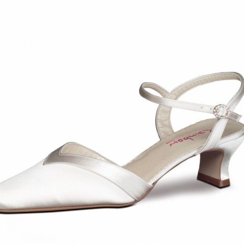 Bruidsaccessoires The One Bridal Bruidsaccessoires The One Bridal