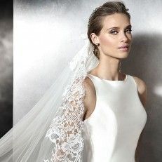 bruidsaccessoires Bruidspaleis Den Haag voor bruid & bruidegom