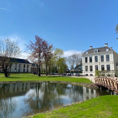 Feestzaal Hotel Flora Batava