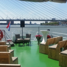 trouwlocaties Rederij Smaragd uw feest op het water in 1 van onze partyschepen