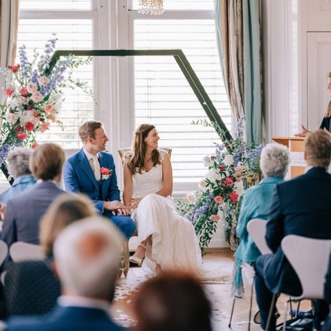 Huwelijksvoltrekking Trouwambtenaar Annemiek