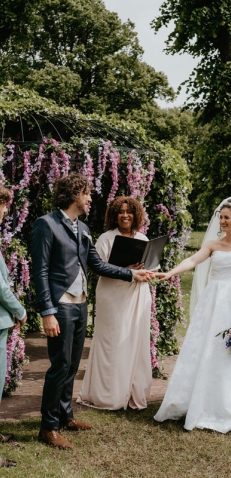 Huwelijksvoltrekking Trouwambtenaar Mildred Nijhove