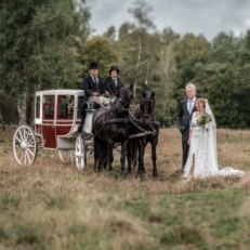 Trouwvervoer Stal de Hoefslag Trouwvervoer Stal de Hoefslag