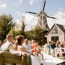 trouwlocaties Molen de Korenaar authentieke trouwlocatie met twee zalen, een bar en grote tuin