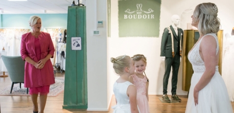 Bruidsmeisjes Het Boudoir Bruidsmode Hoorn Bruidsmeisjes Het Boudoir Bruidsmode Hoorn