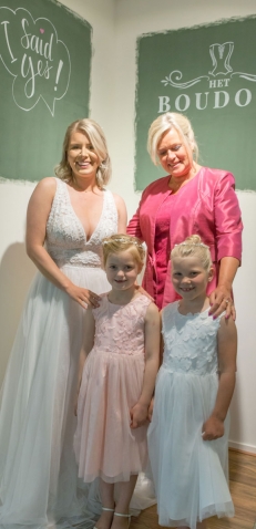 Bruidsmeisjes Het Boudoir Bruidsmode Hoorn Bruidsmeisjes Het Boudoir Bruidsmode Hoorn