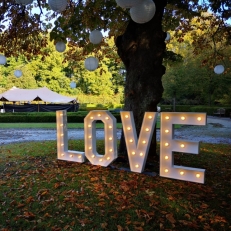  Lichtletterverhuur Groningen de mooiste decoratie voor jouw bruiloft, feest of evenement