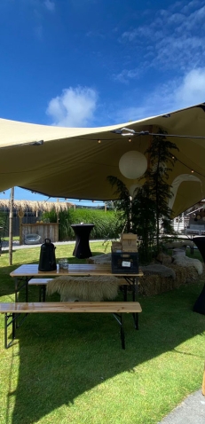 Catering-Partyverhuur Buitengewoon Tentsupply Catering-Partyverhuur Buitengewoon Tentsupply