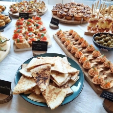 catering-partyverhuur The Tasty Kitchen Bruidstaarten en catering met liefde verzorgd