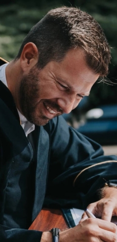 Trouwambtenaar Trouwambtenaar Sebastiaan