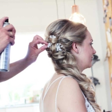 beauty Haar Effect Bruidskapsel en Bruidsmake-up