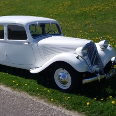 trouwvervoer CitroDeLies een klassieke Citroën als trouwauto huren