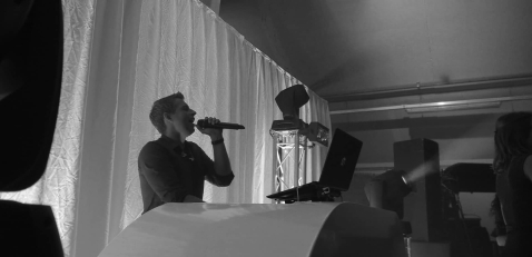 Bruiloft-muziek Feest DJ Douwe Hoekstra Bruiloft-muziek Feest DJ Douwe Hoekstra