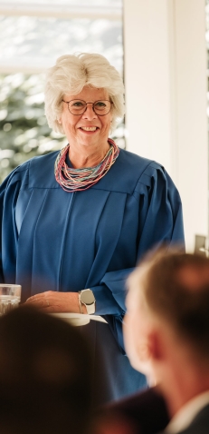 Trouwambtenaar Ellemieke Verbindt Echt