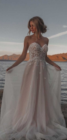 Trouwjurken Compagne Bruidsmode Hardenberg