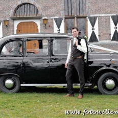 trouwvervoer Taxi Auto Huren unieke austin fx4 taxi