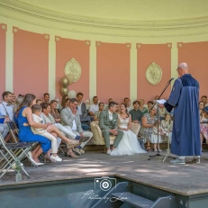 trouwambtenaar Trouwambtenaar Gerrit Doeland Bevlogen, enthousiast en betrokken