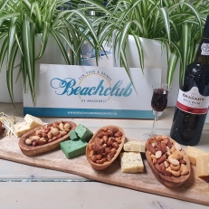 catering-partyverhuur Beachclub de Maashorst trouwen aan het water