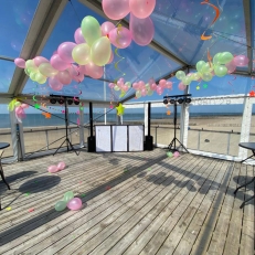 catering-partyverhuur Licht en Geluid Zeeland bruiloftmuziek, partyverhuur, sfeermakers en decoratie