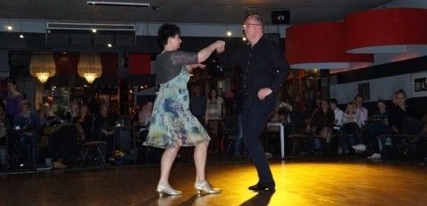 25-jaar-huwelijk Omar Smids Party & Dance Centre 25-jaar-huwelijk Omar Smids Party & Dance Centre