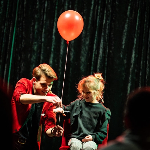 Sfeermakers Bruiloft goochelaar Lucas Roberts