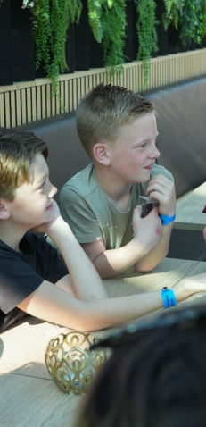 Sfeermakers Bruiloft goochelaar Lucas Roberts Sfeermakers Bruiloft goochelaar Lucas Roberts