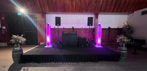 Bruiloft-muziek DJhurenGelderland.nl Bruiloft-muziek DJhurenGelderland.nl