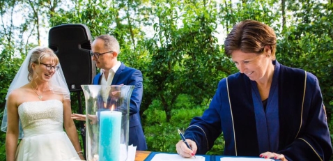 BABS Trouw uniek met Monique BABS Trouw uniek met Monique