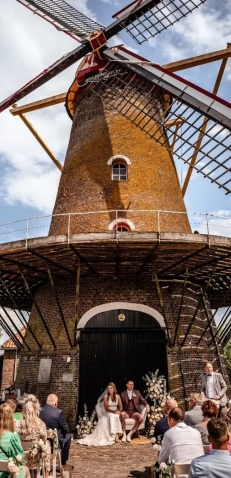 Trouwambtenaar TrouwenmétPieter Trouwambtenaar TrouwenmétPieter