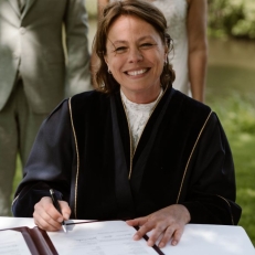 trouwambtenaar BABS Bente zelfstandig trouwambtenaar noord-brabant