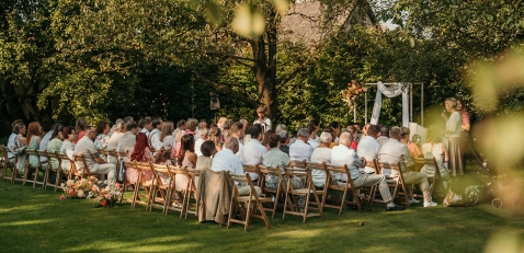 Trouwambtenaar Trouwmevrouw Miryam Trouwambtenaar Trouwmevrouw Miryam