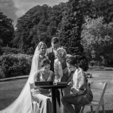 trouwambtenaar Trouwmevrouw Miryam kies voor een onvergetelijke trouwceremonie