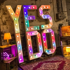  LetterlijkLicht unieke lichtletters voor de bruiloft!