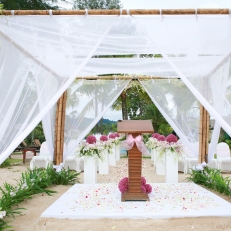 trouwambtenaar Hygge Weddings laten we de liefde vieren…