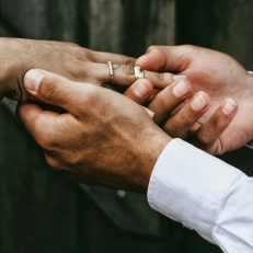 trouwambtenaar Hygge Weddings laten we de liefde vieren…