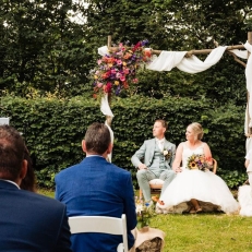 trouwambtenaar Rely on me trouwceremonie met een lach en een traan