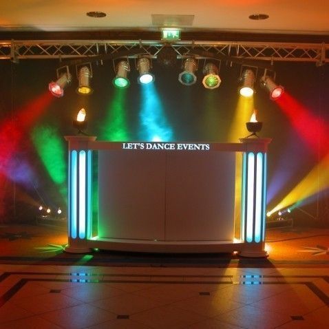 Bruiloft-muziek De Bruiloft Feest DJ Bruiloft-muziek De Bruiloft Feest DJ