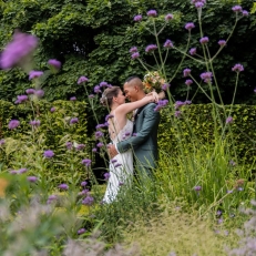  Photos by Jill Tijdloze trouwfoto’s vol emotie en echtheid