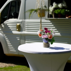 catering-partyverhuur Glamour Foodtruck De smaakmaker van jullie bruiloft.