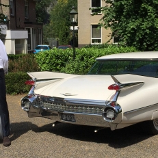 trouwvervoer Aanstaande Vervoer Service Beleef de tijdloze klasse van een echte oldtimer.